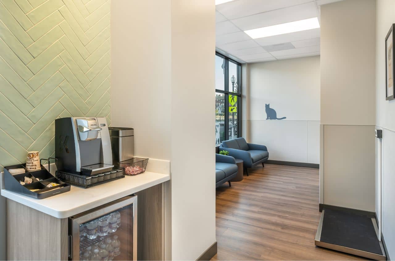 The refreshment area in the lobby of the hospital